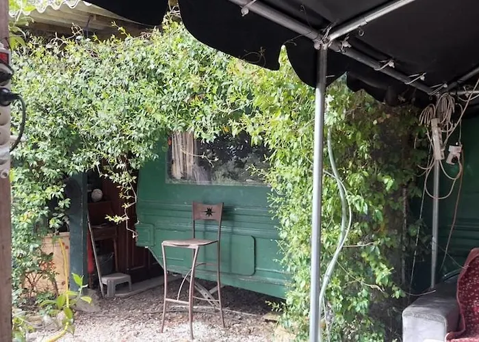Kamp alanı Hebergements Bohemes Pleine Nature